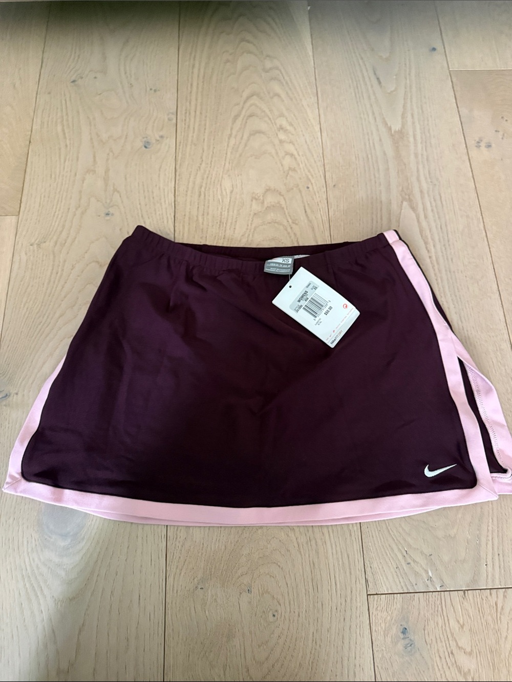 Womens new nike xs skirt